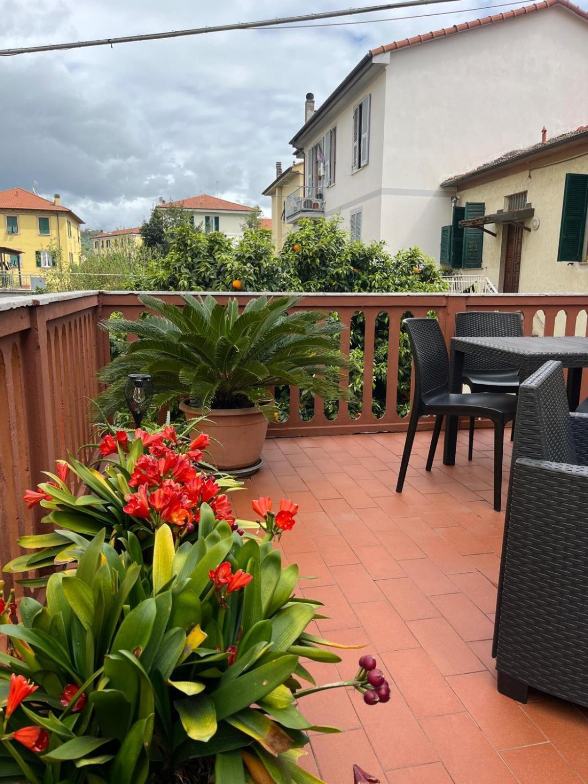 La Casa Di Ele, Parcheggio Privato Gratuito Apartment La Spezia Exterior foto